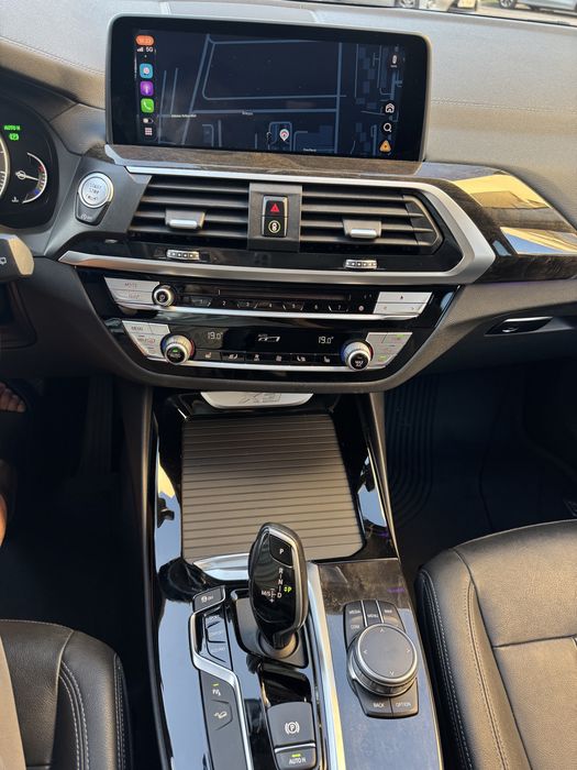 BMW X3 xDrive20d AT Luxury Line