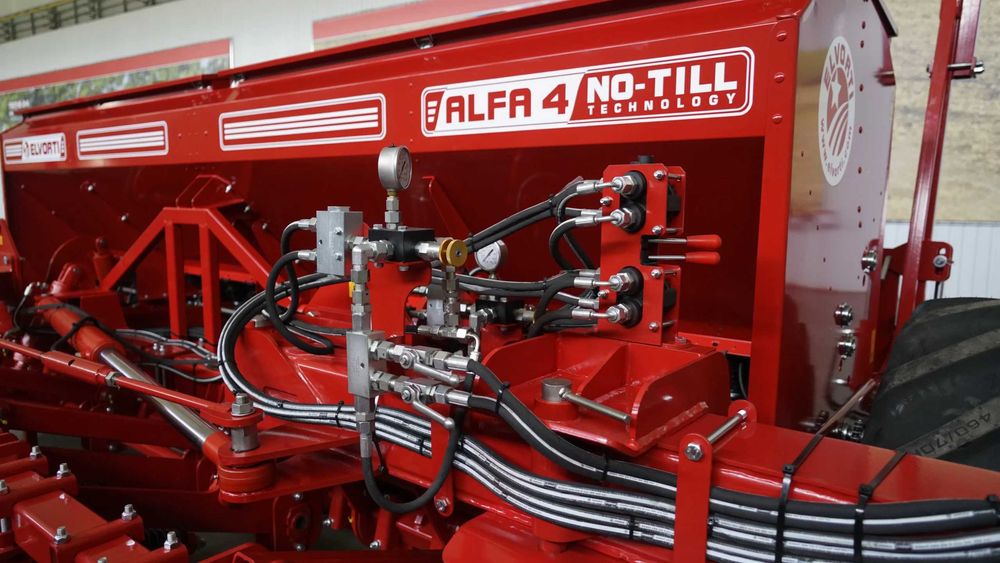 Semanatoare de paioase ALFA 4 NO-TILL semi-tractat Garanție NOU