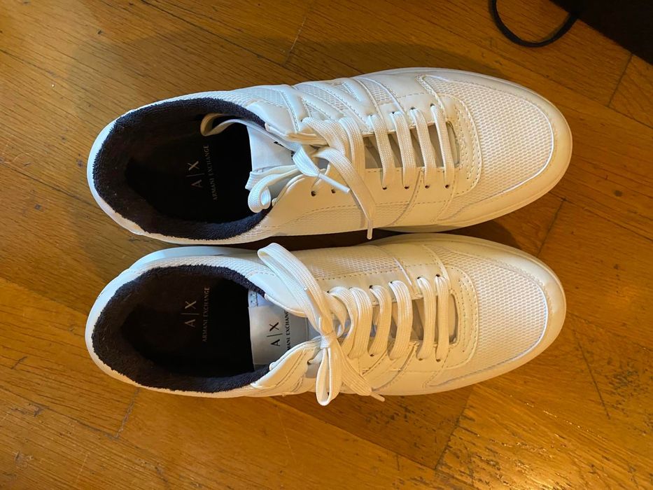 Маратонки  Armani Exchange  намалени 100 лв.