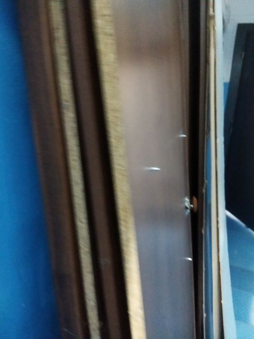 Отдам даром, старый шкаф на дрова