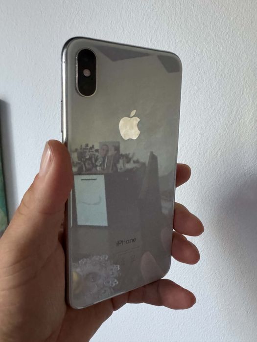 Iphone XS max     .