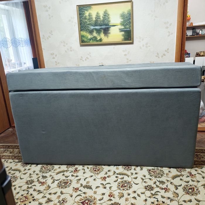 Продам без каркасный диван
