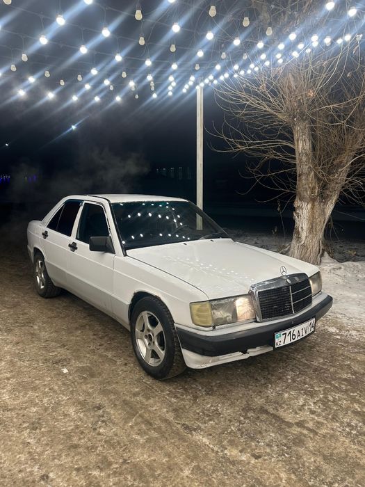 Mercedes 190 2.0