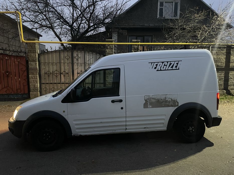 Продам машину Ford