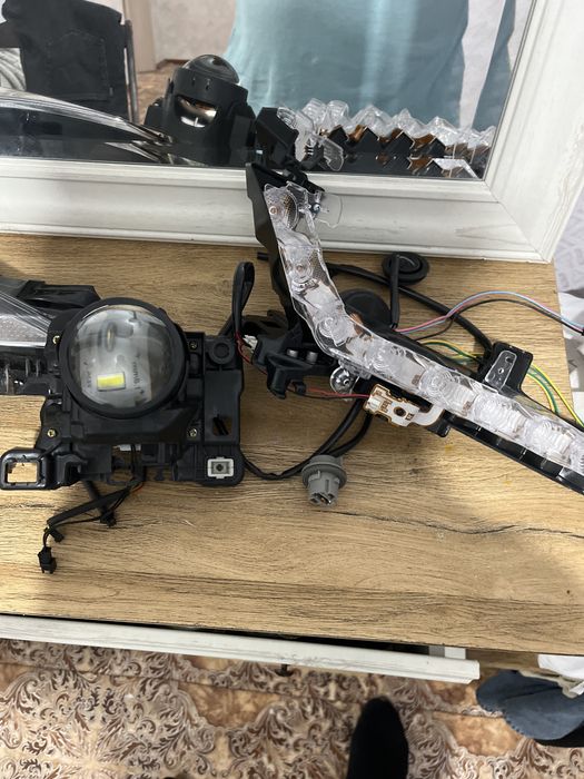 Фара на камри 70