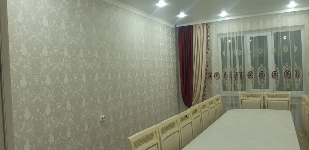 Обой жапсырамын.