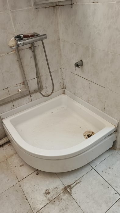 Продам поддон б/у