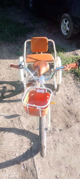 Продам детский велосипет трёхкалёсный