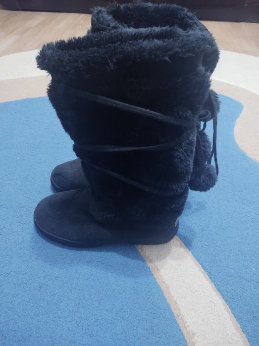 Vând cizme damă înalte