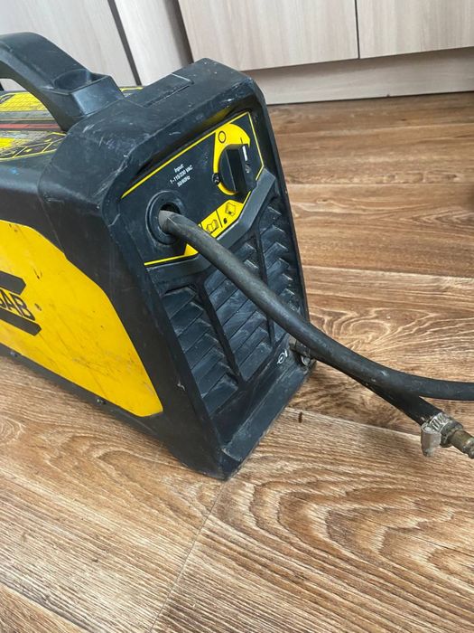 Сварочный инвертор ESAB ET 200I P PRO