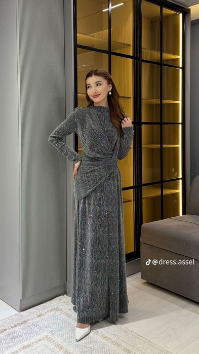 Женский вечерный одежда