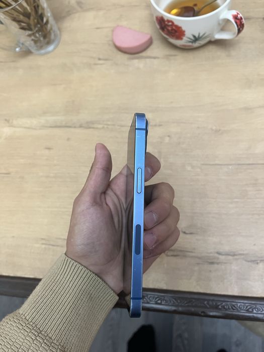 Iphone 13 продаю срочно