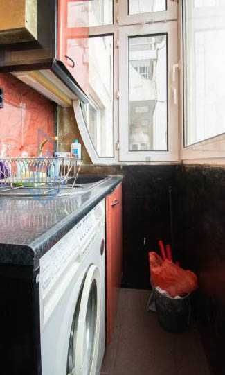 Дава се под наем Двустаен апартамент в София, Лозенец - 75 кв.м за 450 € - Снимка #1