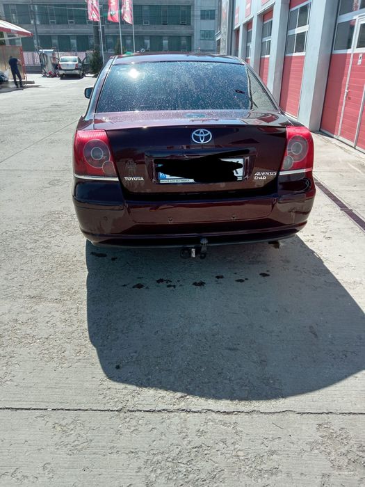 Vând Toyota Avensis 2.0 d4d 2008 luna 12