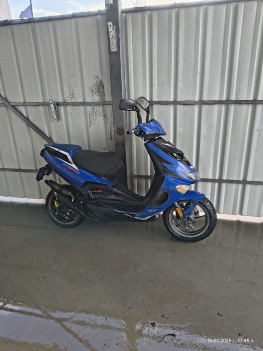 Aprilia SR 50 кубика