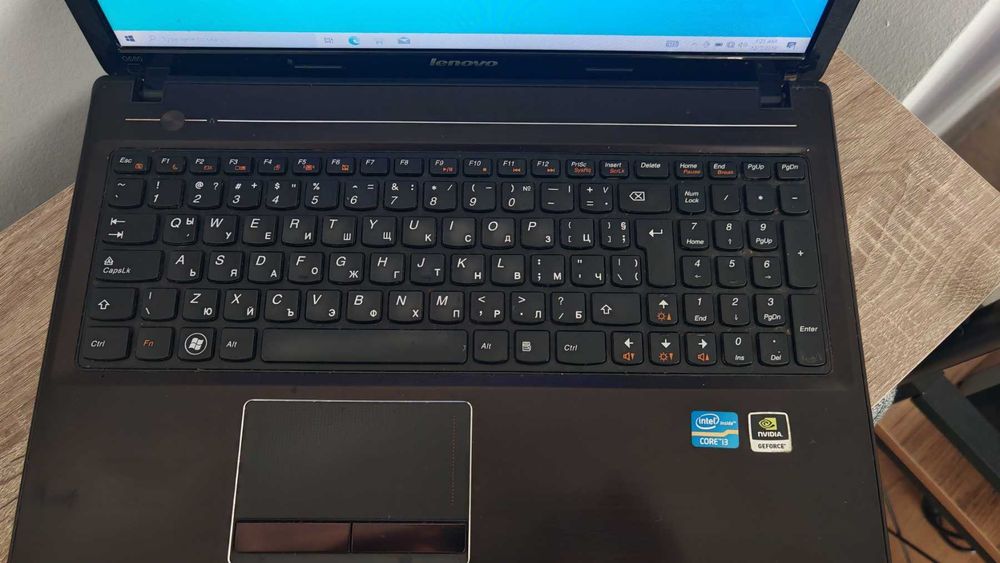 Лаптоп Lenovo G580 / Intel Core i3 / 2.20GHz / За работа и обучение