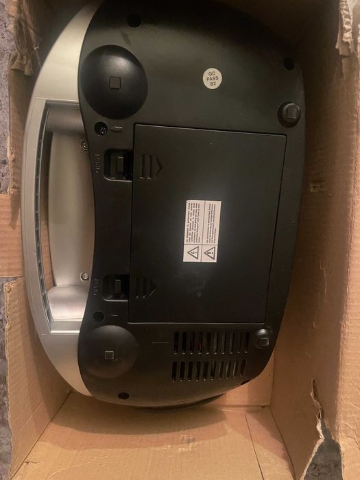 Преносим CD плейър , Радио , AUX