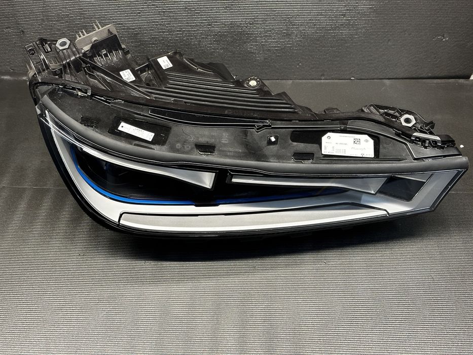 Far dreapta Laser Bmw IX i20