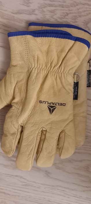 Рабочие перчатки