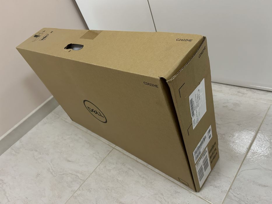 Чисто нов Монитор Dell C2422HE – Видеоконферентен, 24"