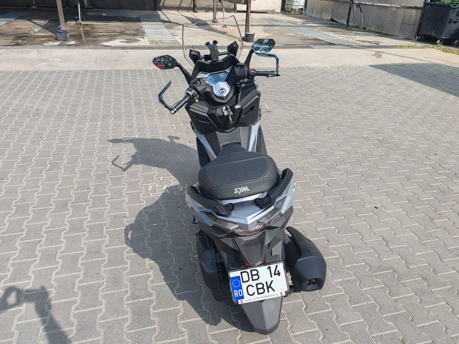 Vând Scuter Sym  Cruisym