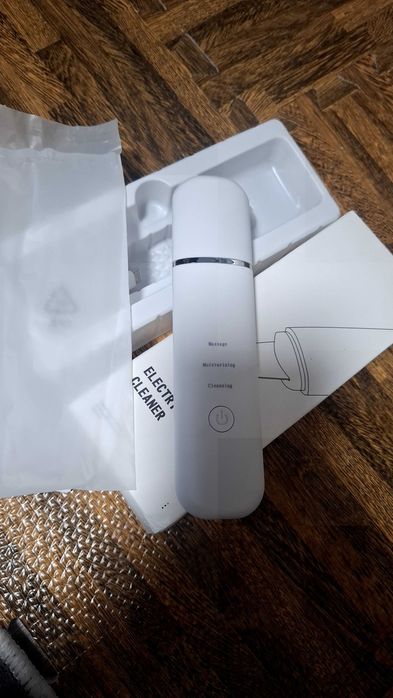 Електрическа машинка за почистване на лице