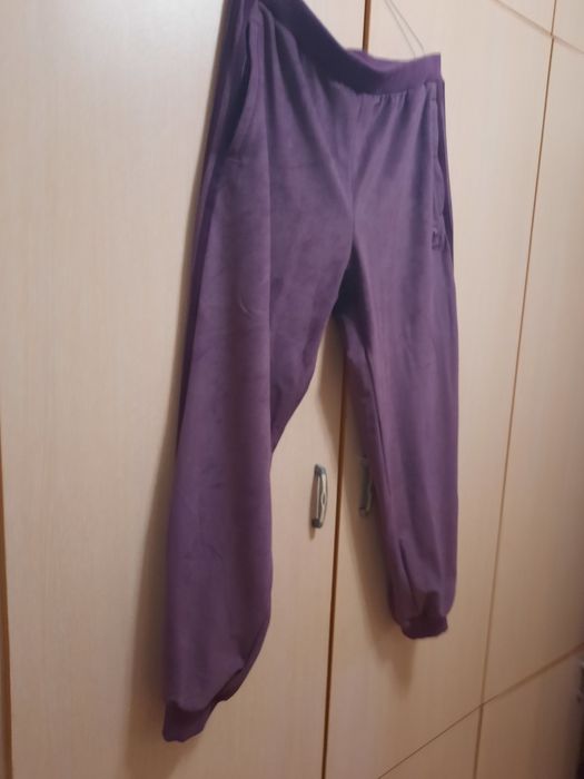 Луксозна дамска спорта долница ADIDAS