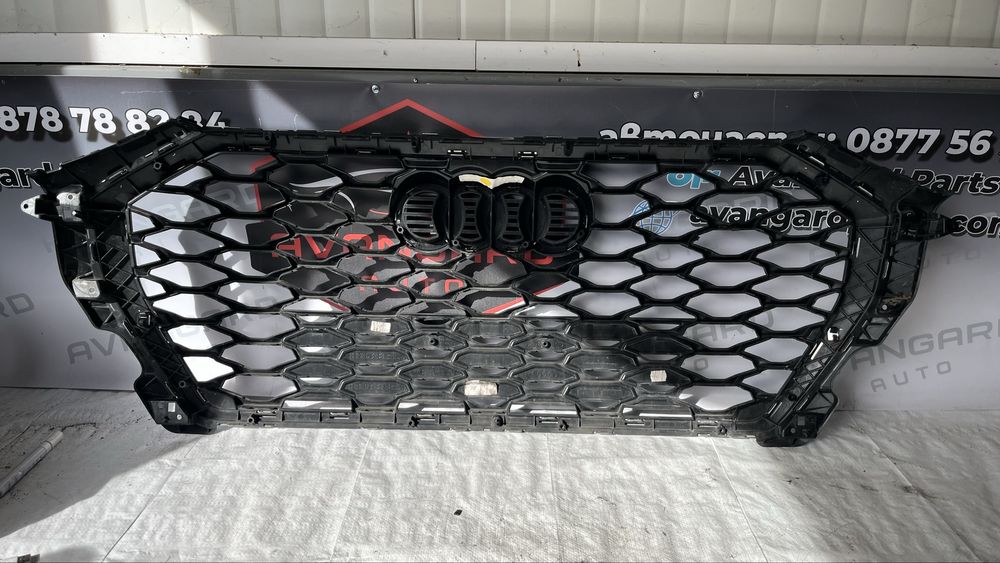 Audi Q3 83F S-Line предна решетка