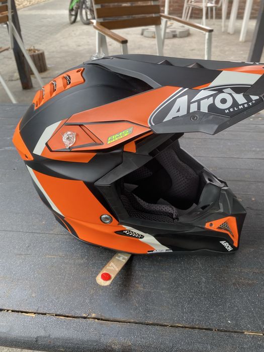 Casca Airoh aviator 3
