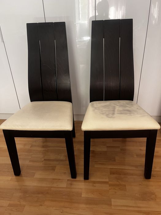 Трапезни столове 2бр.