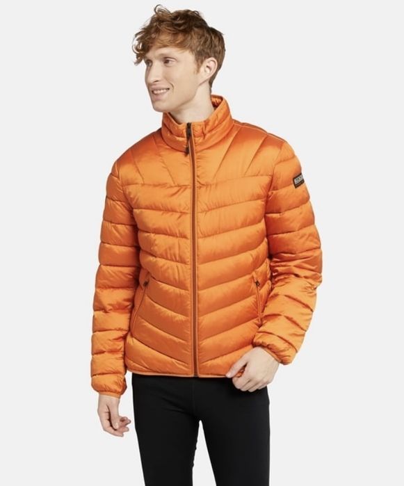 Ново Яке с етикетите Napapijri Orange L-размер