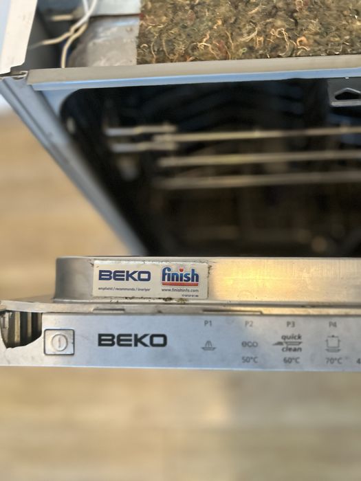 Съдомиялна BEKO за вграждане