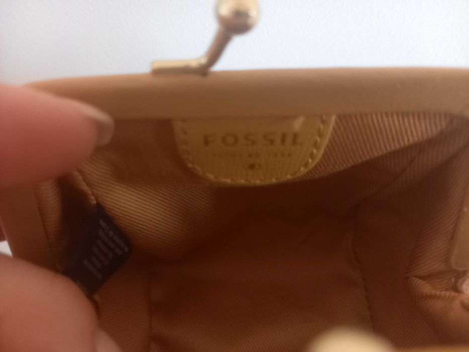 Оригинално FOSSIL протмоне за монети