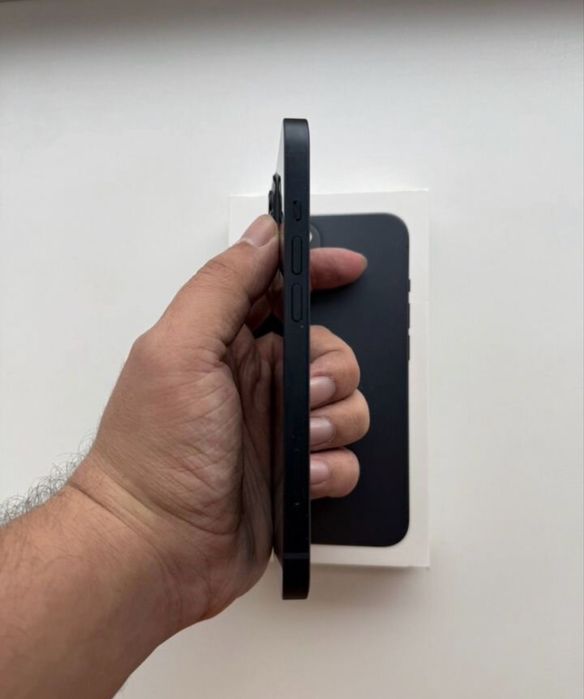 iPhone 13 128GB  с гарантией