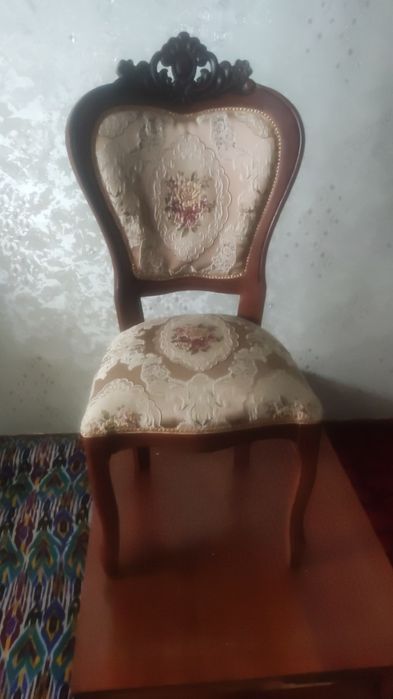 Stul Mebel 12 ta Yong'oq