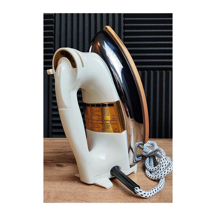 Утюг с антипригарным покрытием NIKAI 1200 Вт Рассрочка !!