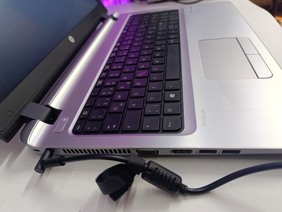 Laptop office  hp 450 g3 15.6 inch procesor Intel i5 6200u 8gb ram