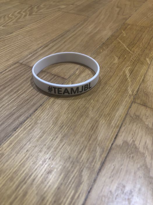 Лимитированый браслет JBL