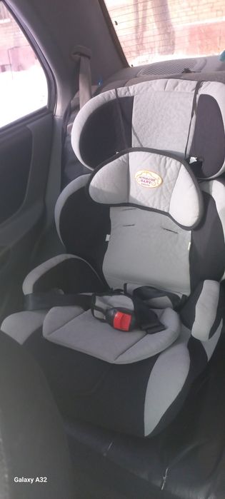 Автокресло в хорошем состояние