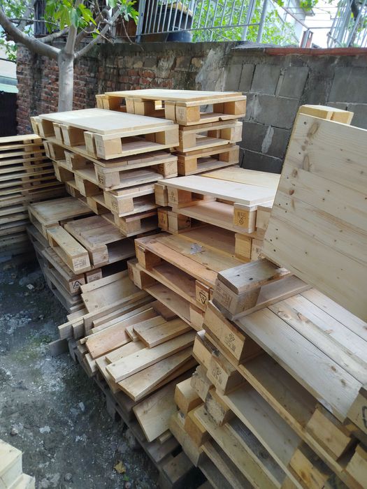 Продавам палети много здрави