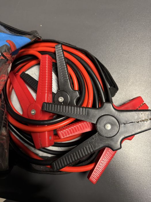 Кабели за подаване на ток на скутери, мотори или коли 200 А и 400 А