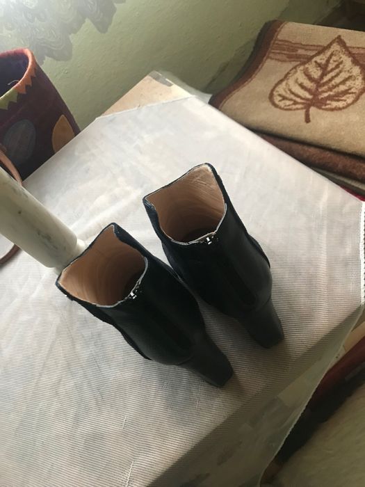 Боти естествена кожа и велур