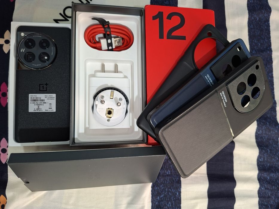Мощный OnePlus 12, 12/256