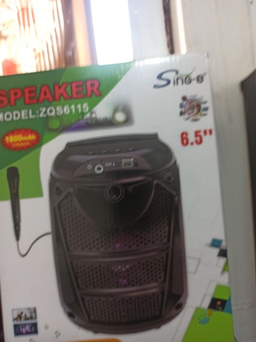 Блютуз колонка караоке