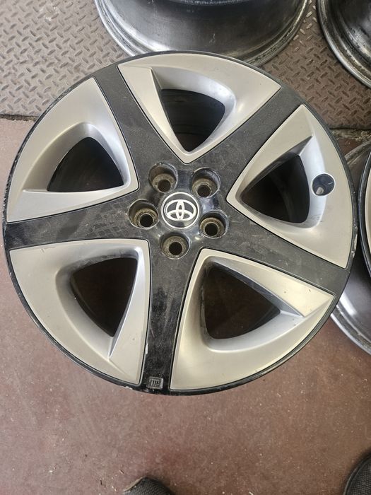 Джанти 17цола Toyota  Prius 5/100