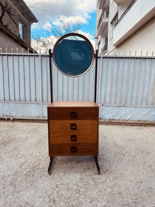 Винтидж италианска тоалетка с огледало – 70-те години