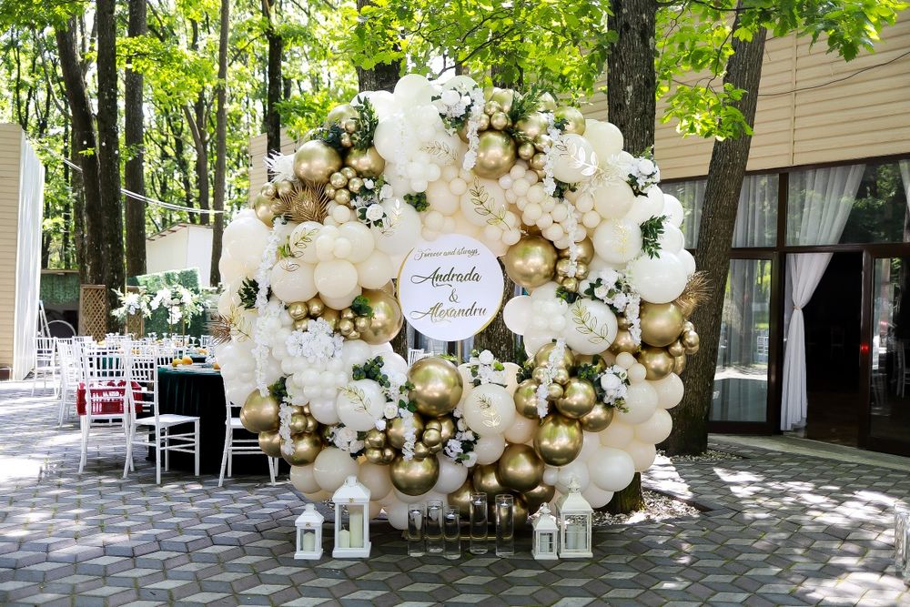 Arcada baloane,  Cabina Foto, Marturii