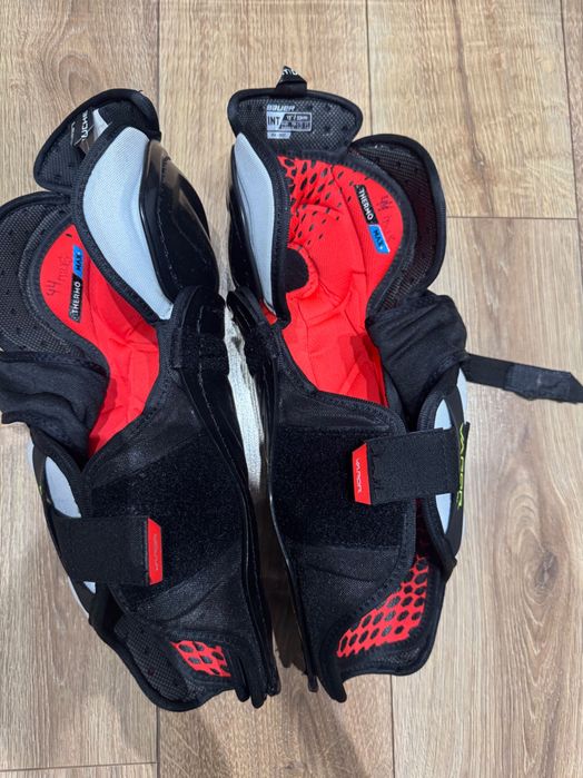Щитки хоккейные Bauer Vapor