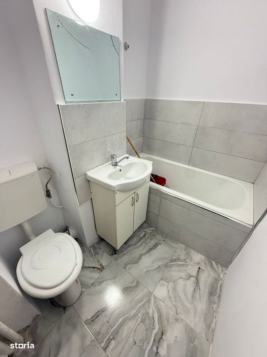2 camere la ETAJ 1, Scoala Ion Luca