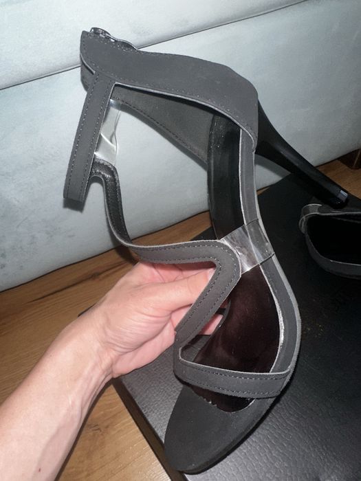 Sandale elegante negre cu barete transparente, noi, mărimea 38